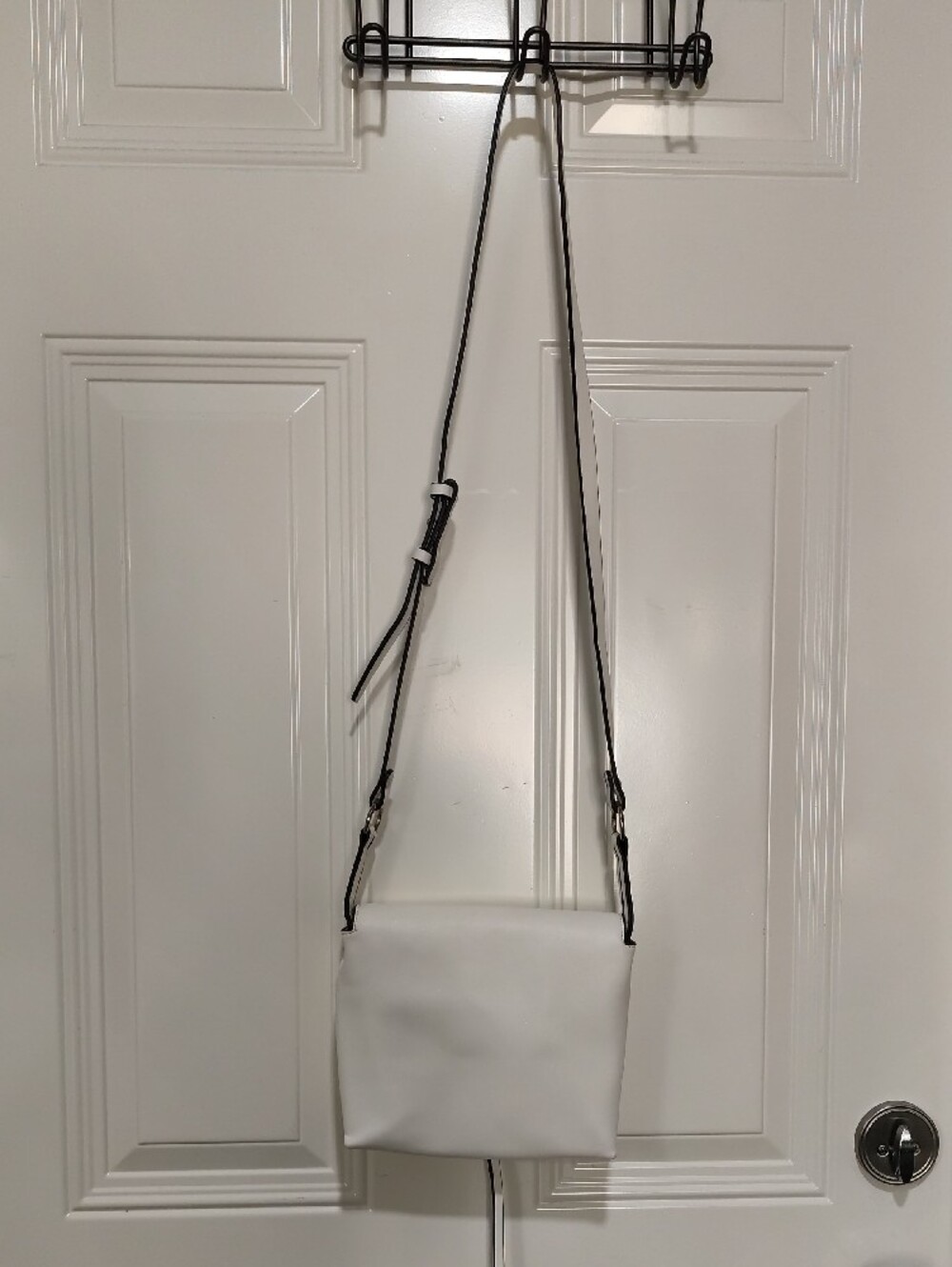 Tory Burch White Leather Crossbody with Logo Medallion - Picture 3 of 15